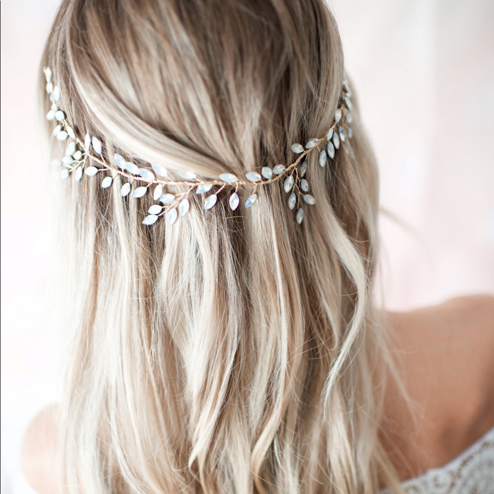 BRAND NEW Opal Crystal Wedding Hair Accessory